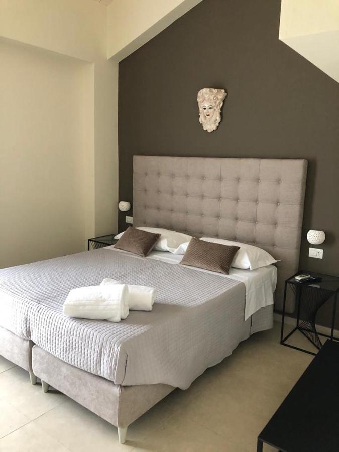 Villa Iiulia Hills 菲乌梅弗雷多·迪·希西尔 外观 照片
